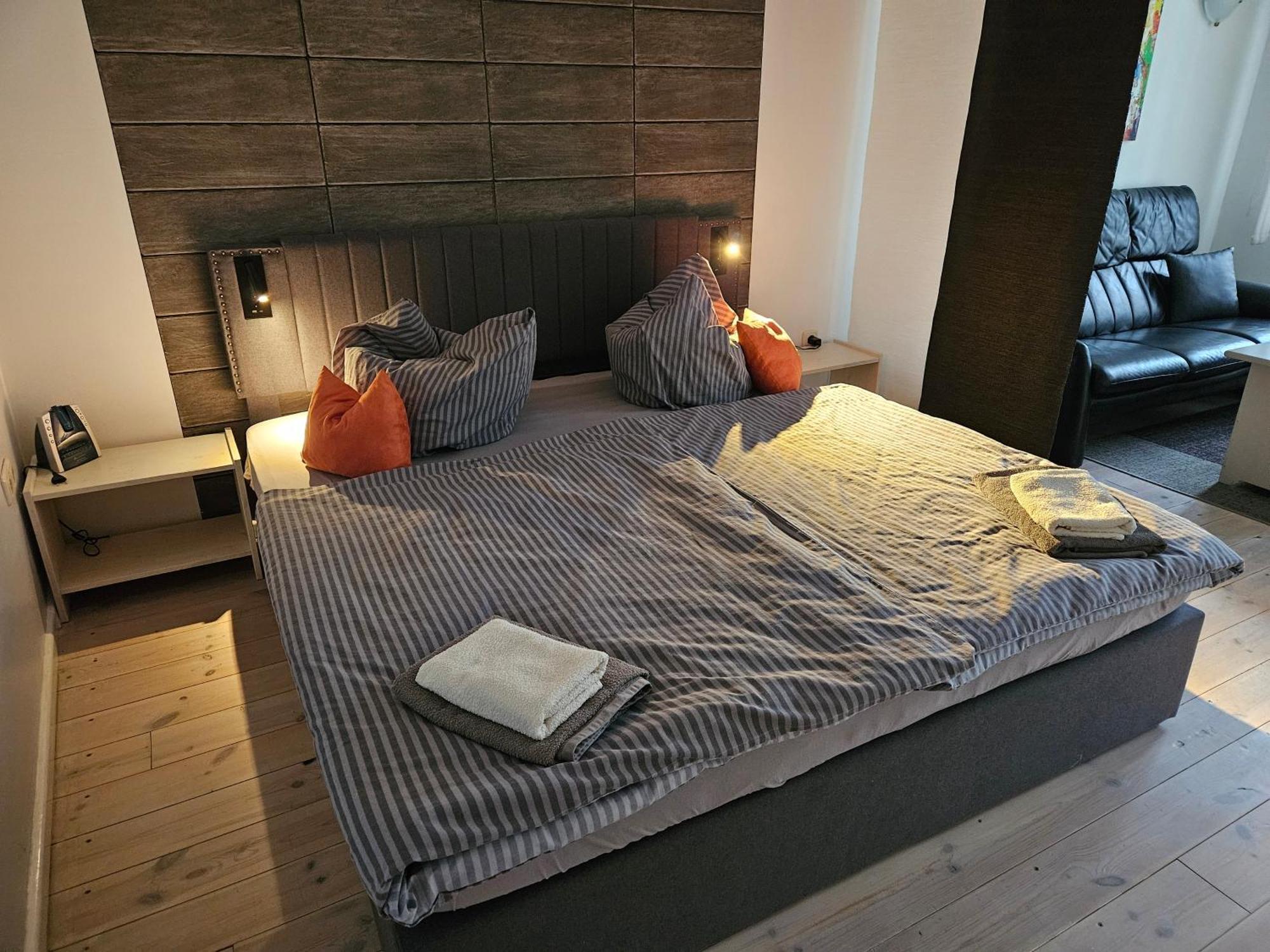 Hotelpension Pfarrhaus Alt Schwerin Extérieur photo
