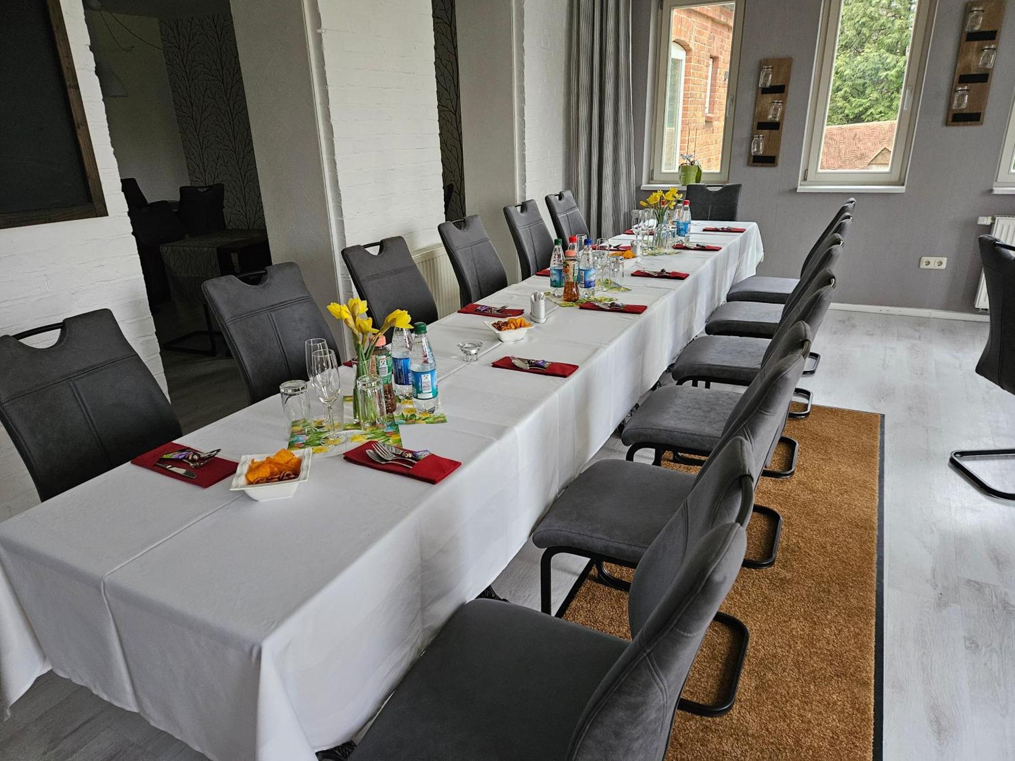 Hotelpension Pfarrhaus Alt Schwerin Extérieur photo